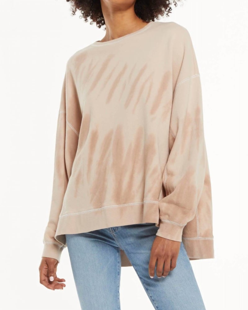 Front of a model wearing a size Large Biloxi Oversized Pullover in Natural Tie Dye in Natural Tie Dye by Z Supply. | dia_product_style_image_id:332401